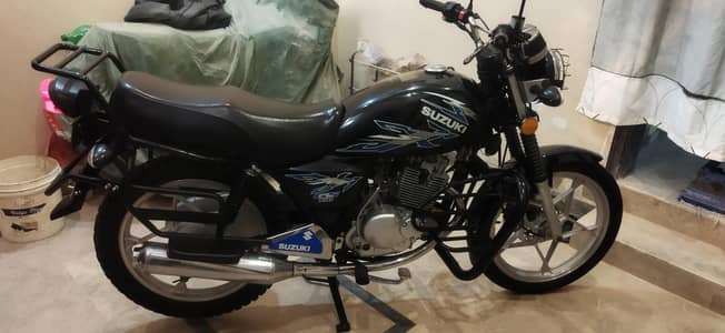 Suzuki gs 150  model June 2022