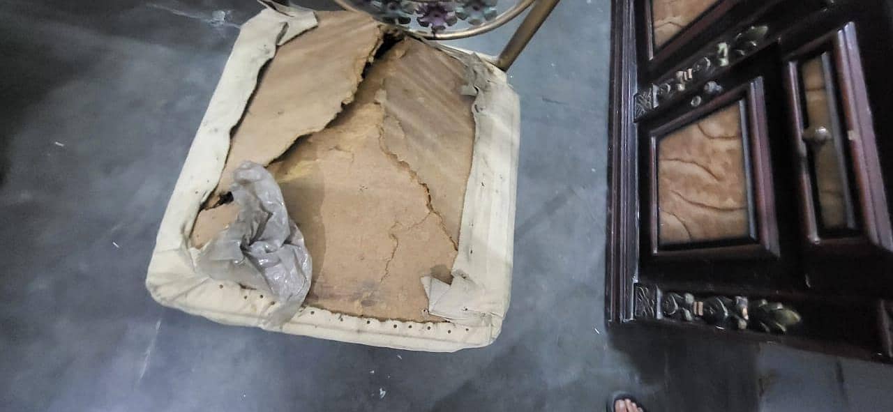 Iron Dinning Table 3