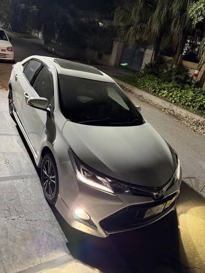 Toyota Corolla Grande 1.8 CVT 2021 – Super White
