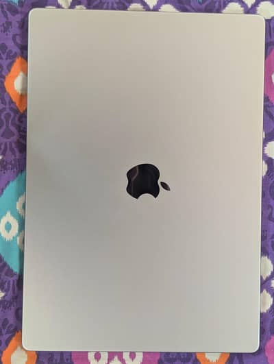Macbook M1 Pro 16gb ram 512gb