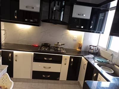 Rufi paradise block 18 glisten e jahor block