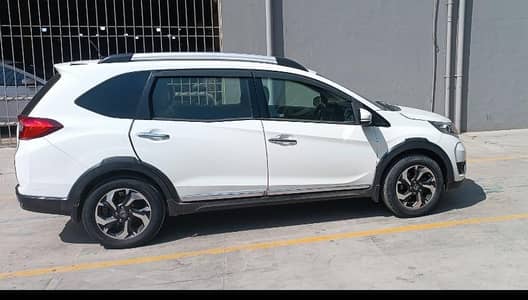 Rent a Car BRV seven seater