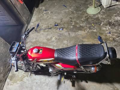 Urgent sale Honda CG125 All OK ha biometric Available