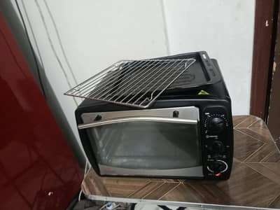 Westpoint baking oven neat and clean condition all ok h koi fault nh