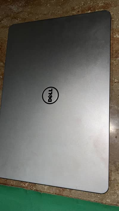 Dell laptop 4 gb ram 512 gb ssd core i7 for sale
