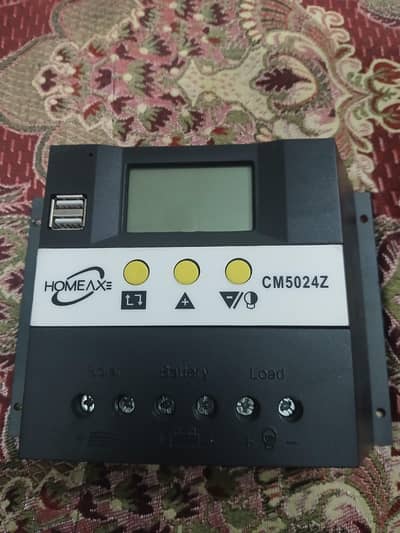 HomeAxe  50A solar charge controller 12V/24V
