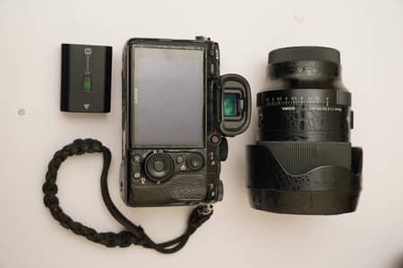 Sony A7III & Sigma 35mm 1.4 DG DN (GOOD CONDITION) 9/10