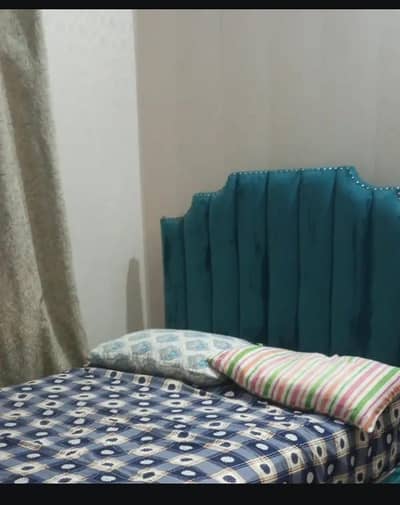 Double bed queen size with spring mattress