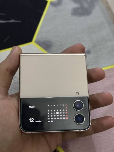 Samsung Galaxy Z Flip 4 256GB OFFICIAL PTA Approved