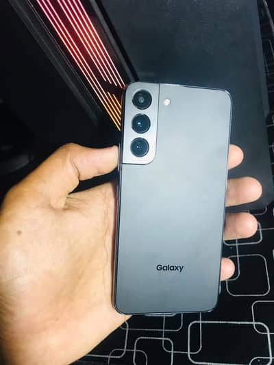 samsung s22 8/256 non pta  exchange posibal