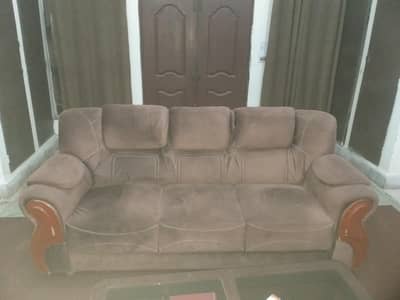 celling sofa in v good condition