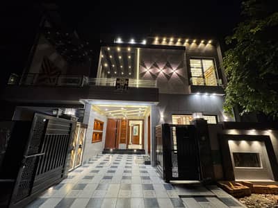 5 MARLA BRAND NEW LUXURY HOUSE FOR SALE IN AA BLOCK