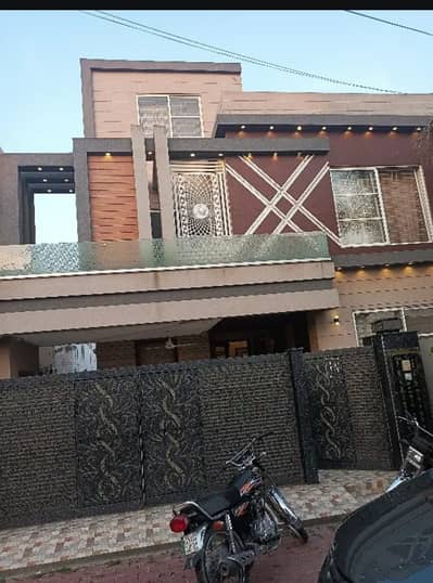 Gulbahar block, Bahria town Furnished House for Rent