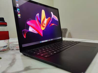 Surface Laptop 5 - i7 - 15" 32 1 TB -(03256785678)