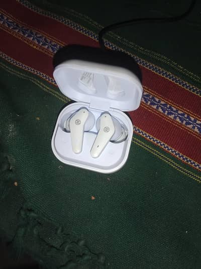 zero gravity earbuds