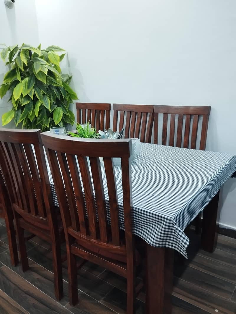 Dining Table Set 0