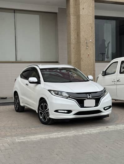 Honda vezel z whats app 03219426548