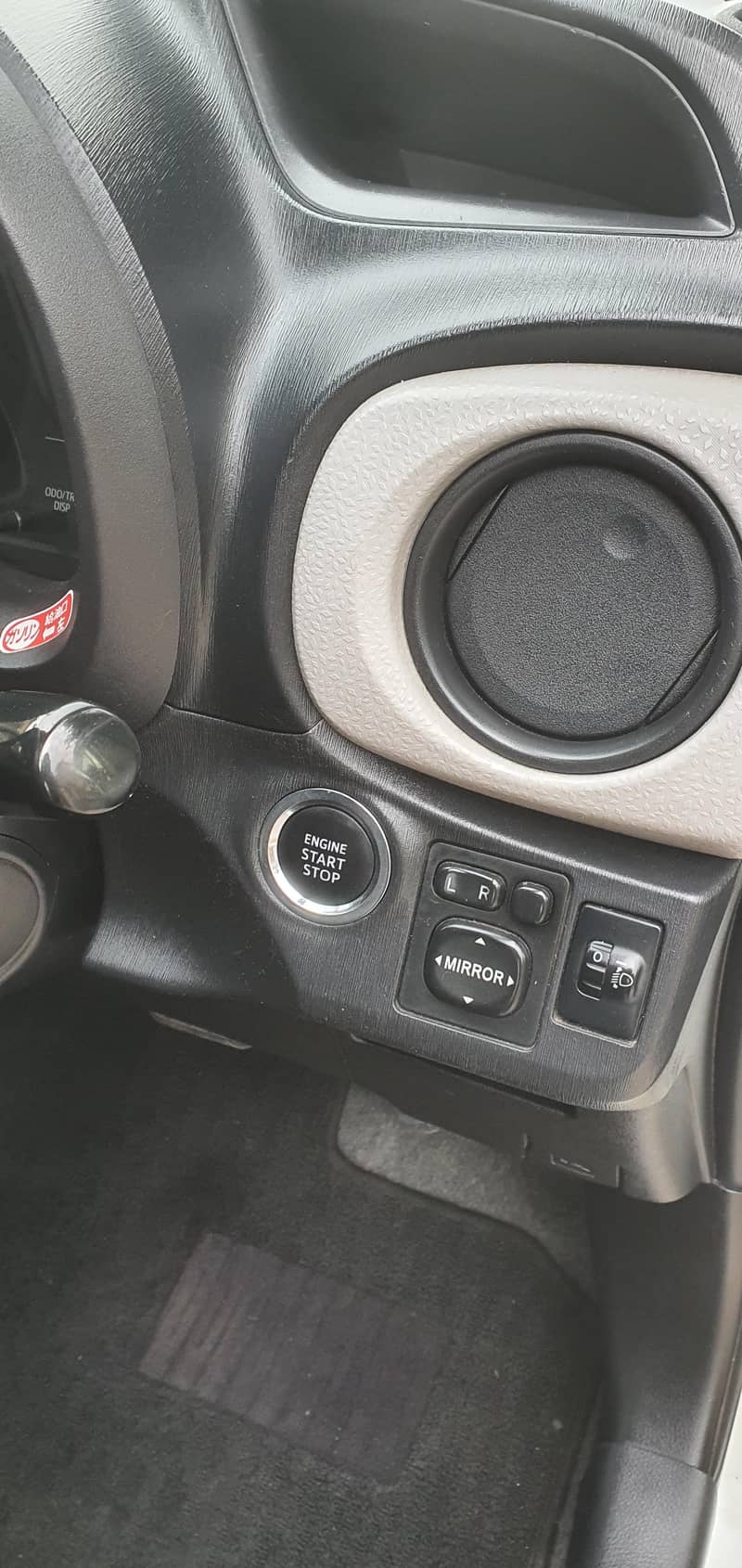 Vitz Push Start 2011 6