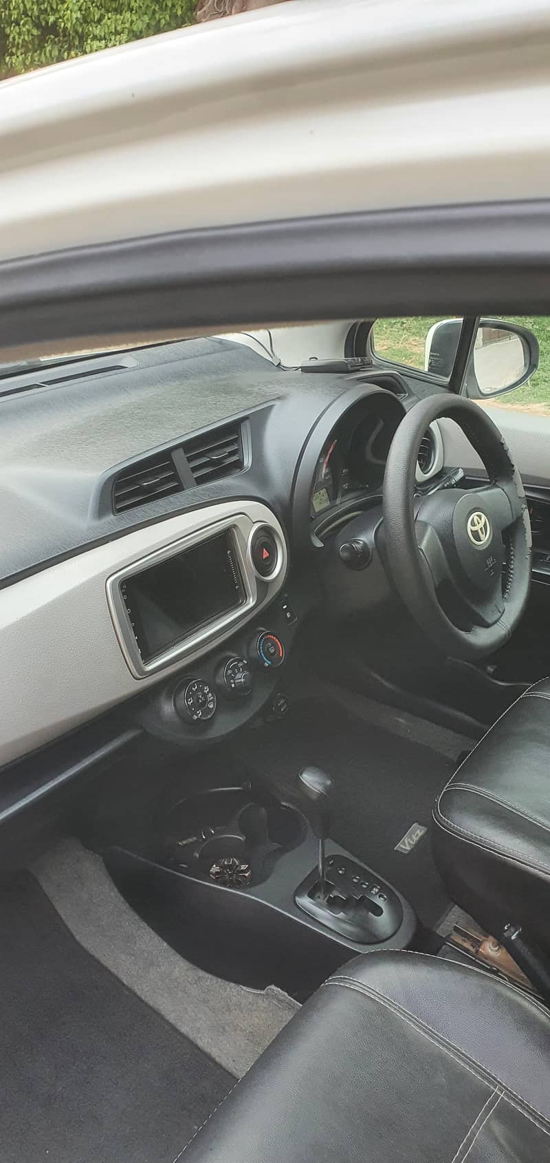 Vitz Push Start 2011 9