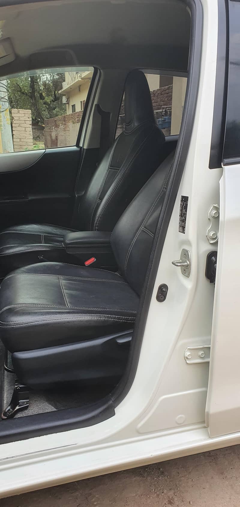 Vitz Push Start 2011 11