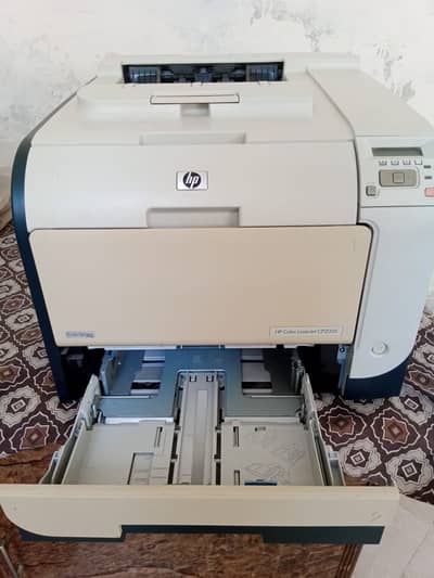 HP leaser jet CP 2025 Printer