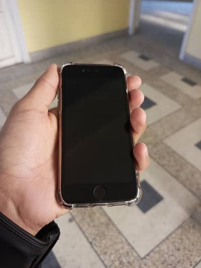 Iphone 7 Outclass camera. 10/10.32gb.