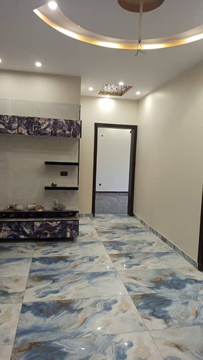 10 MARLA LOWER PORTION FOR RENT WITH OUT GAS