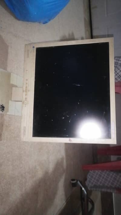 moniter it can be used for pubg players because it provides ipad view