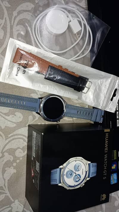 Huawei GT 5 smart watch