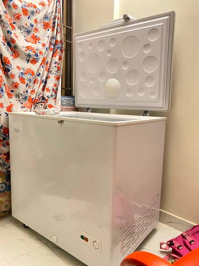 Haier DFreezer 10 out of 10 condition only serious buyer can contact