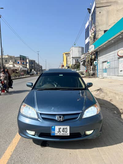 Honda Civic 2004 model