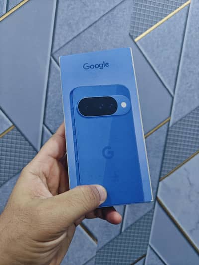 Google Pixel 10 indigo blue