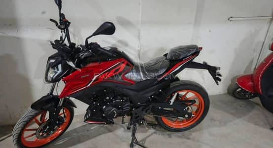 Super Star Batlo 4 ZS200