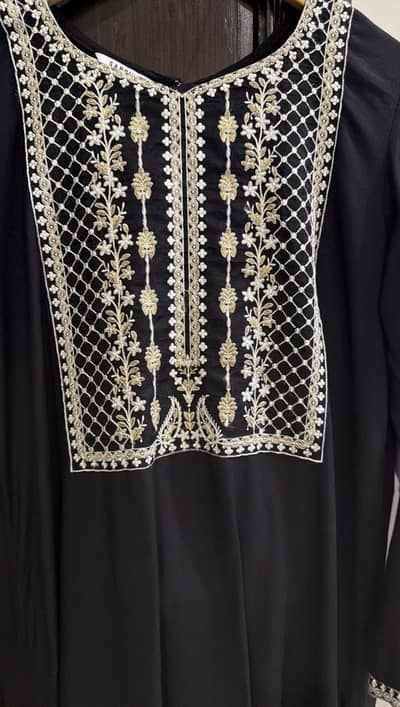 Sapphire 2026 collection embroidered