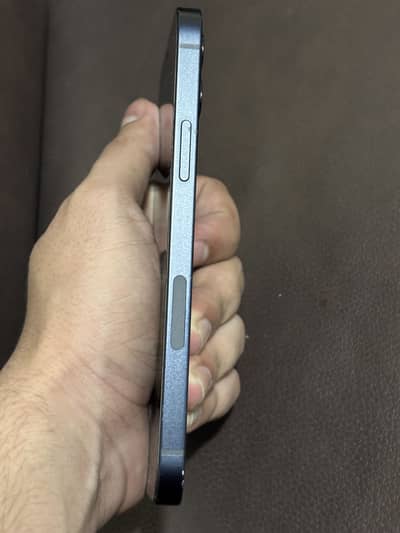 iPhone 12 64gb 94% battery non boosted