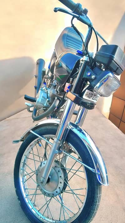 Honda 125 contact 03114342207