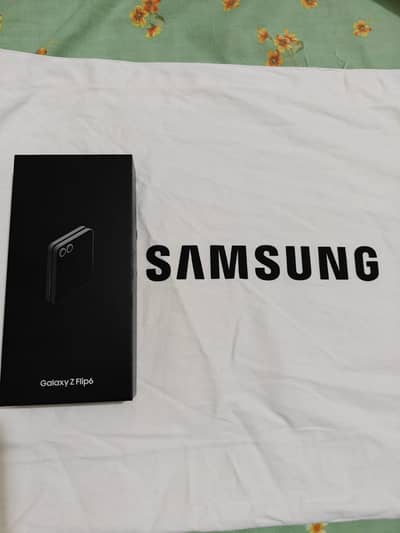 Samsung Z flip 6 box pack