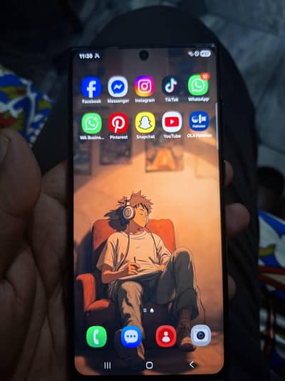 samsung s22 ulta 12 256 non pta small dot under camera