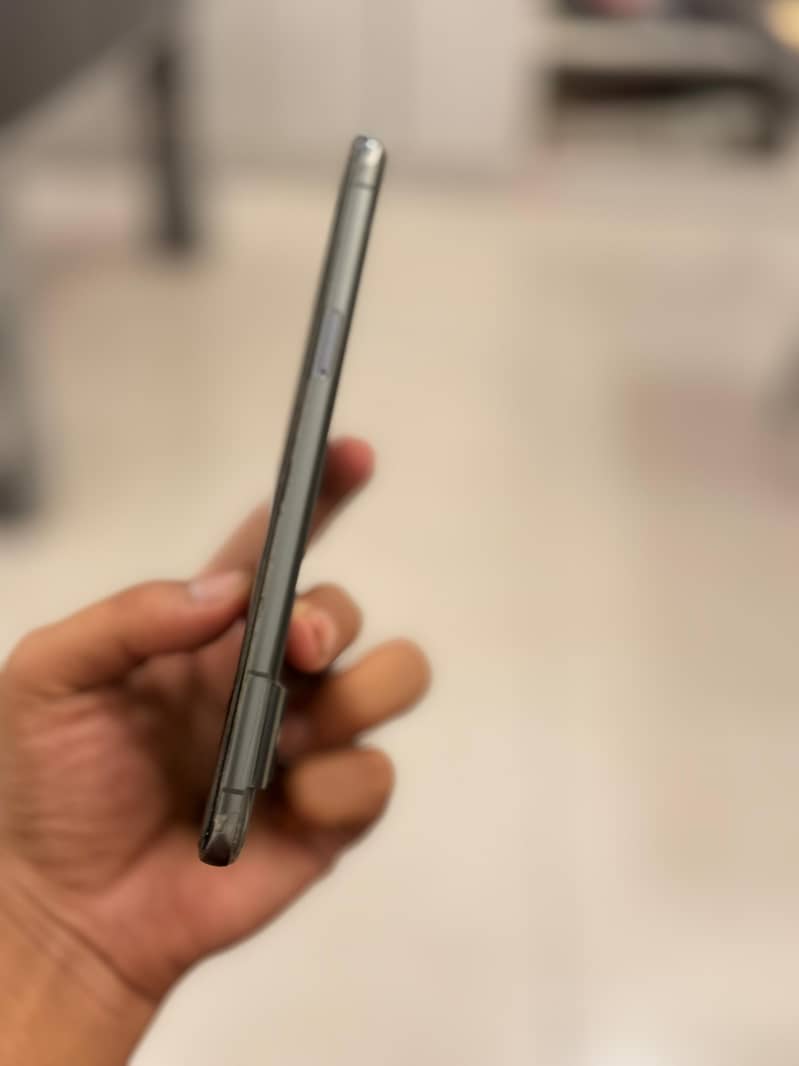 Google pixel 7 pro 4