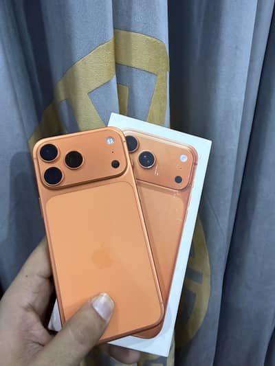 Iphone 17 pro max 256 Esim 2 months sim time factory unlock