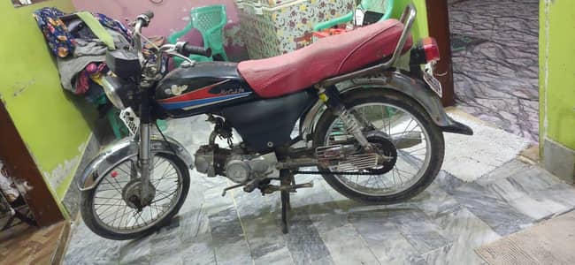 70 cc bike for sale  china but engine  same Honda 03012785910
