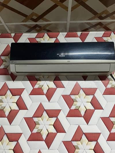 Inverter room split air conditioner