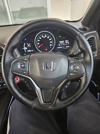 Honda Vezel RS Honda Sensing 2018 / 2024 4.5 Grade Auction Sheet