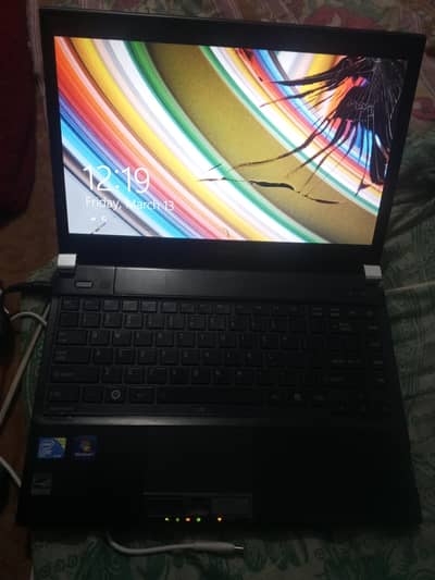 USED LAPTOP IS AVAILABLE FOR SALE