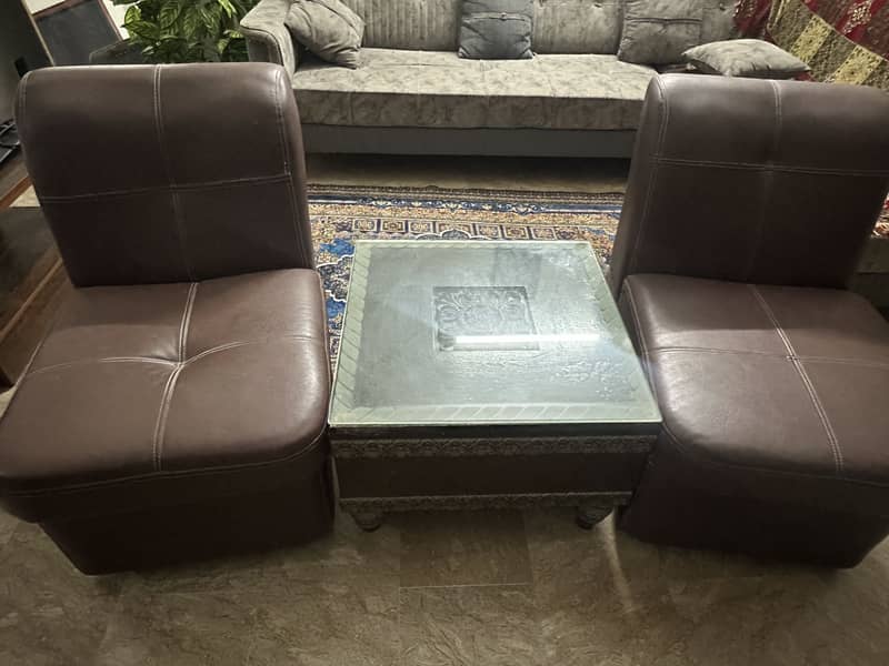 2 pcs sofa with table 2