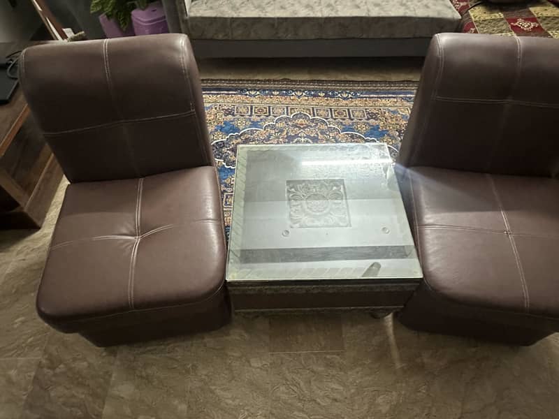 2 pcs sofa with table 3