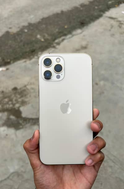 Iphone 12 pro max with box