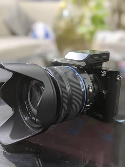 Samsung NX210