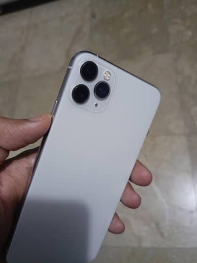 iPhone 11 Pro Max 256GB  03066217522