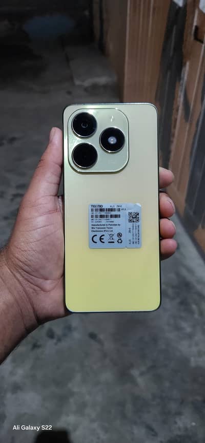 Tecno spark 20   8/256  gb